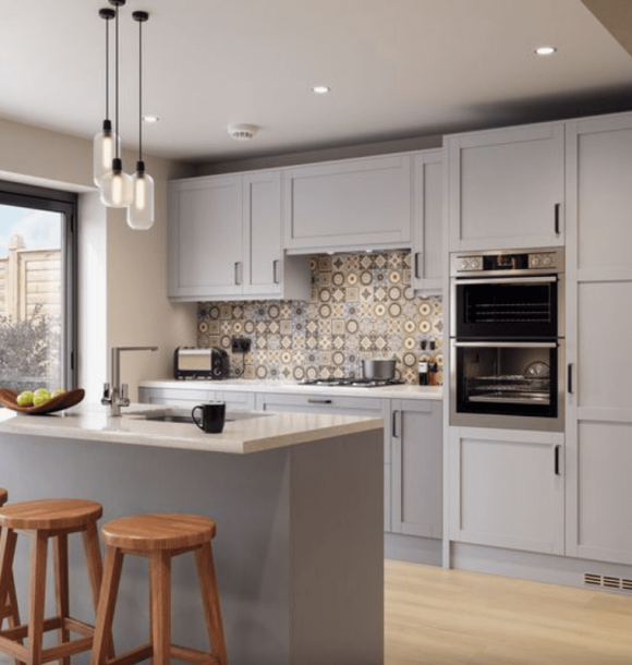 Balmoral 5 Piece Shaker